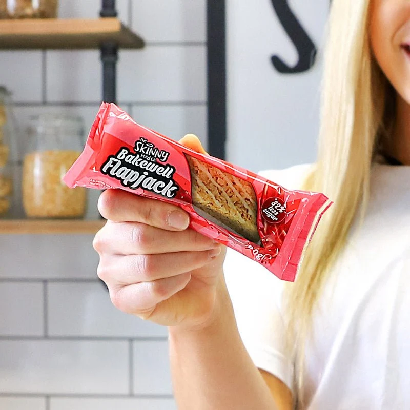 Skinny Food Co Protein-Flapjacks mit niedrigem Zuckergehalt, 80 g (2 Geschmacksrichtungen)