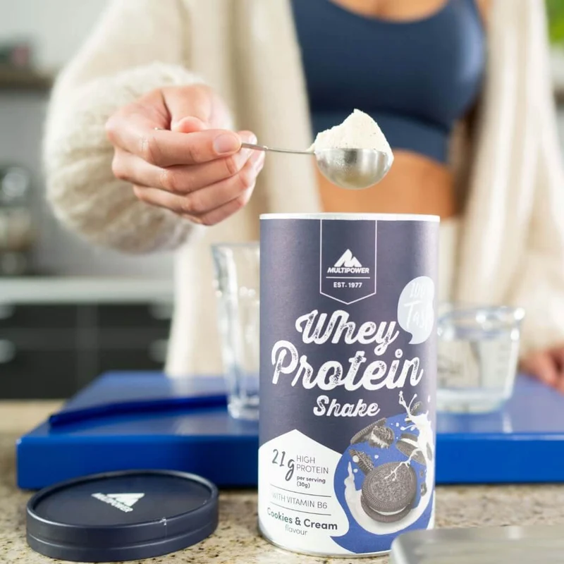 28 Portionen (á 30g) Whey Cookies & Cream Proteinpulver | 840g